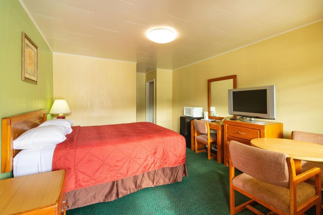 Roseburg Inn Zewnętrze zdjęcie